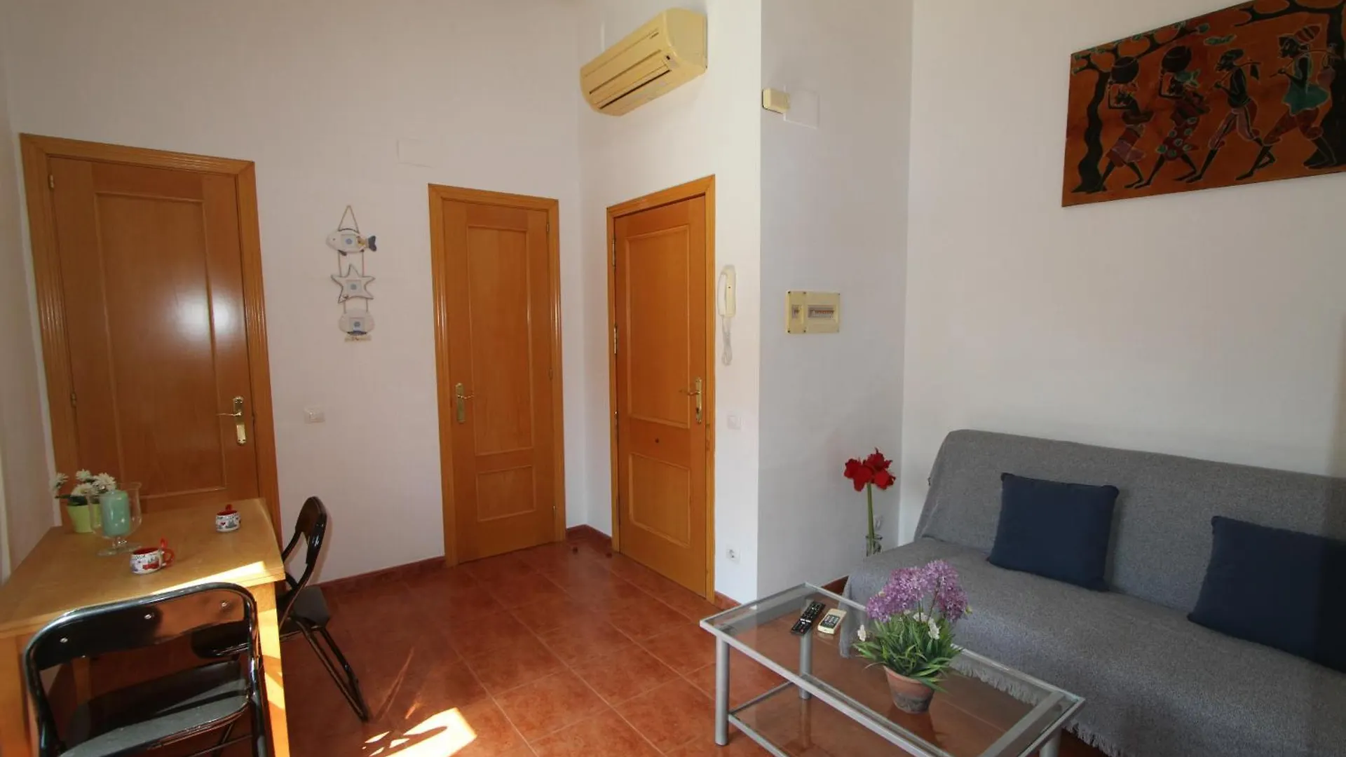 Royal Tarraco Homestay By Turismar Tarragona Apartment